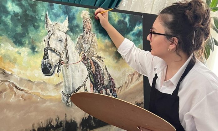 Ressam Kimdir Ressam Ne Kadar Kazanır Sanat, insanlık tarihinin en eski ifade biçimlerinden biri olarak günümüze kadar varlığını sürdürmüştür. Bu sanat dalları arasında en dikkat çekenlerden biri ise resimdir. Duyguların, düşüncelerin ve hayal gücünün tuvale yansıması olarak tanımlanan bu alanın en önemli temsilcisi ise ressam olarak bilinir. Bir ressam, sadece çizim yapan kişi değil, aynı zamanda dünyayı kendi bakış açısıyla yorumlayan bir sanatçıdır. Konulu bir haber görseli.