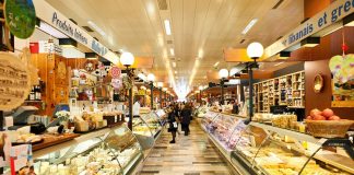 Gıda sektörünün özel alanlarından biri olan şarküterici, et ve süt ürünleri başta olmak üzere çeşitli gıdaların hazırlanması, satışı ve depolanmasından sorumlu profesyoneldir. Bir şarküterici, özellikle şarküteri mağazalarında, marketlerde ve restoranlarda çalışabilir ve ürünlerin kalitesini garanti etmekle yükümlüdür. Bu meslek, hem teknik bilgi hem de müşteri ilişkileri becerisi gerektirir. Konulu bir haber görseli.