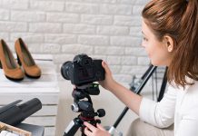 Ürün Geliştirici Kimdir? Ürün Geliştirici Ne Kadar Kazanır? Modern iş dünyasında ürün geliştiriciler, firmaların rekabet avantajı sağlamasında ve yenilikçi çözümler sunmasında kritik bir rol oynar. Peki ürün geliştirici kimdir ve bu meslekte çalışan kişiler hangi sorumlulukları üstlenir? Aynı zamanda ürün geliştirici ne kadar kazanır sorusu da merak edilen konular arasında yer alır. Konulu bir haber görseli.