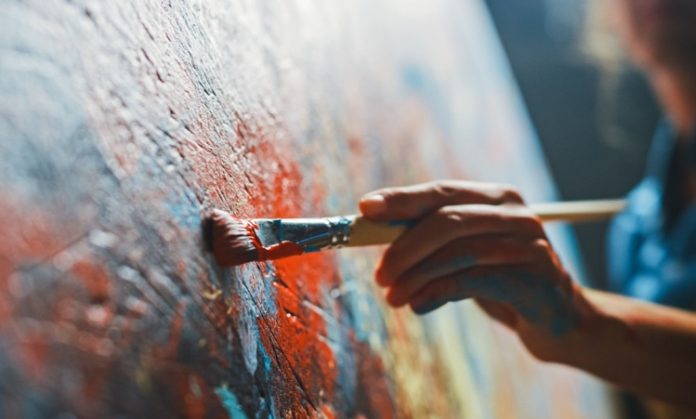Usta Ressam Kimdir Usta Ressam Ne Kadar Kazanır Sanat dünyasında, usta ressamlar hem yaratıcılık hem de teknik bilgi açısından kendini kanıtlamış profesyonellerdir. Resim sanatının farklı alanlarında eserler üreten bu kişiler, estetik anlayışı ve sanatsal yetenekleriyle ön plana çıkar. Peki, usta ressam kimdir, ne tür sorumluluklar üstlenir ve usta ressam ne kadar kazanır? İşte sanat dünyasında usta ressam olmanın detayları ve kazanç imkanları. Konulu bir haber görseli.